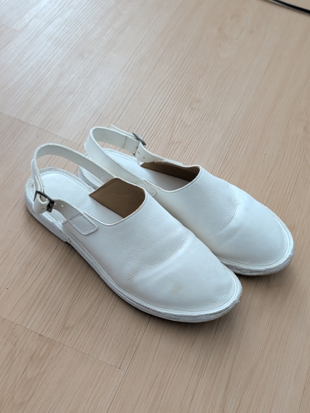 White Leather slingback Shoes